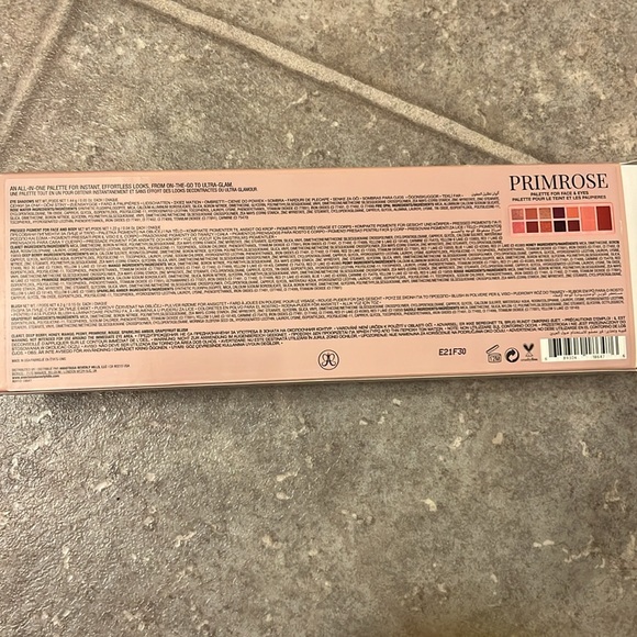 Anastasia Beverly Hills eyeshadow palette Primrose - Picture 3 of 3